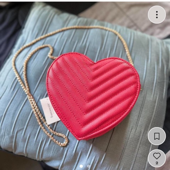 kate spade Handbags - FINAL SALE - Francesca’s heart purse